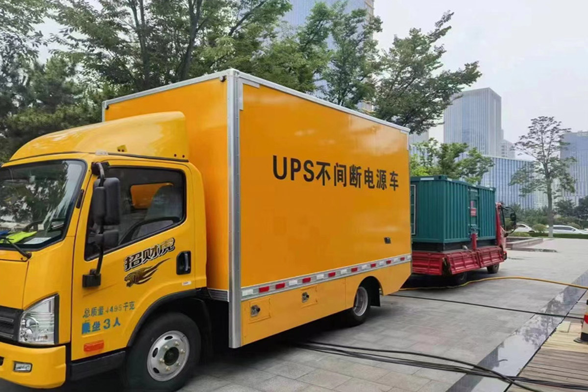 包河发电机租赁施工现场