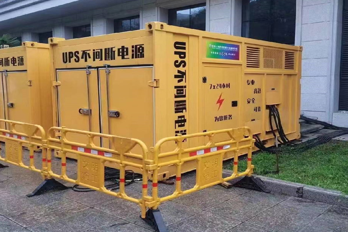包河发电机租赁施工现场
